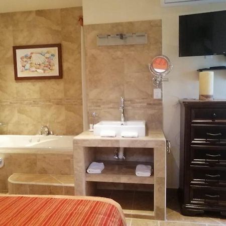Alamos Inn Hotel Con Jacuzzi Y Piscina แคนคูน ภายนอก รูปภาพ