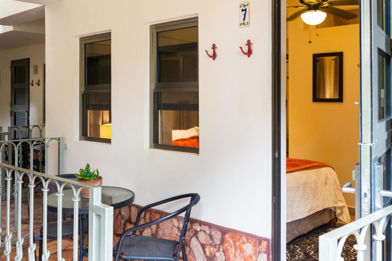 Alamos Inn Hotel Con Jacuzzi Y Piscina แคนคูน ภายนอก รูปภาพ