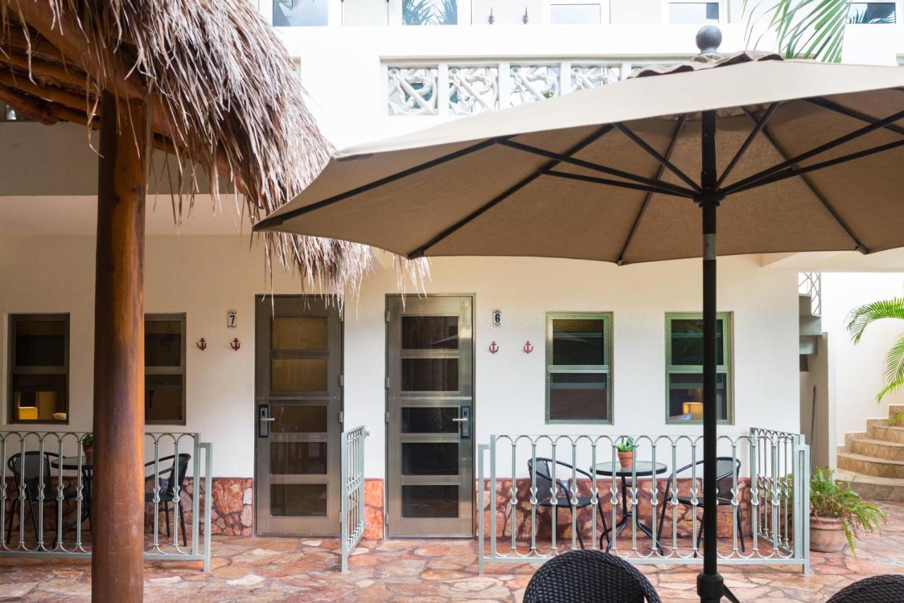 Alamos Inn Hotel Con Jacuzzi Y Piscina แคนคูน ภายนอก รูปภาพ