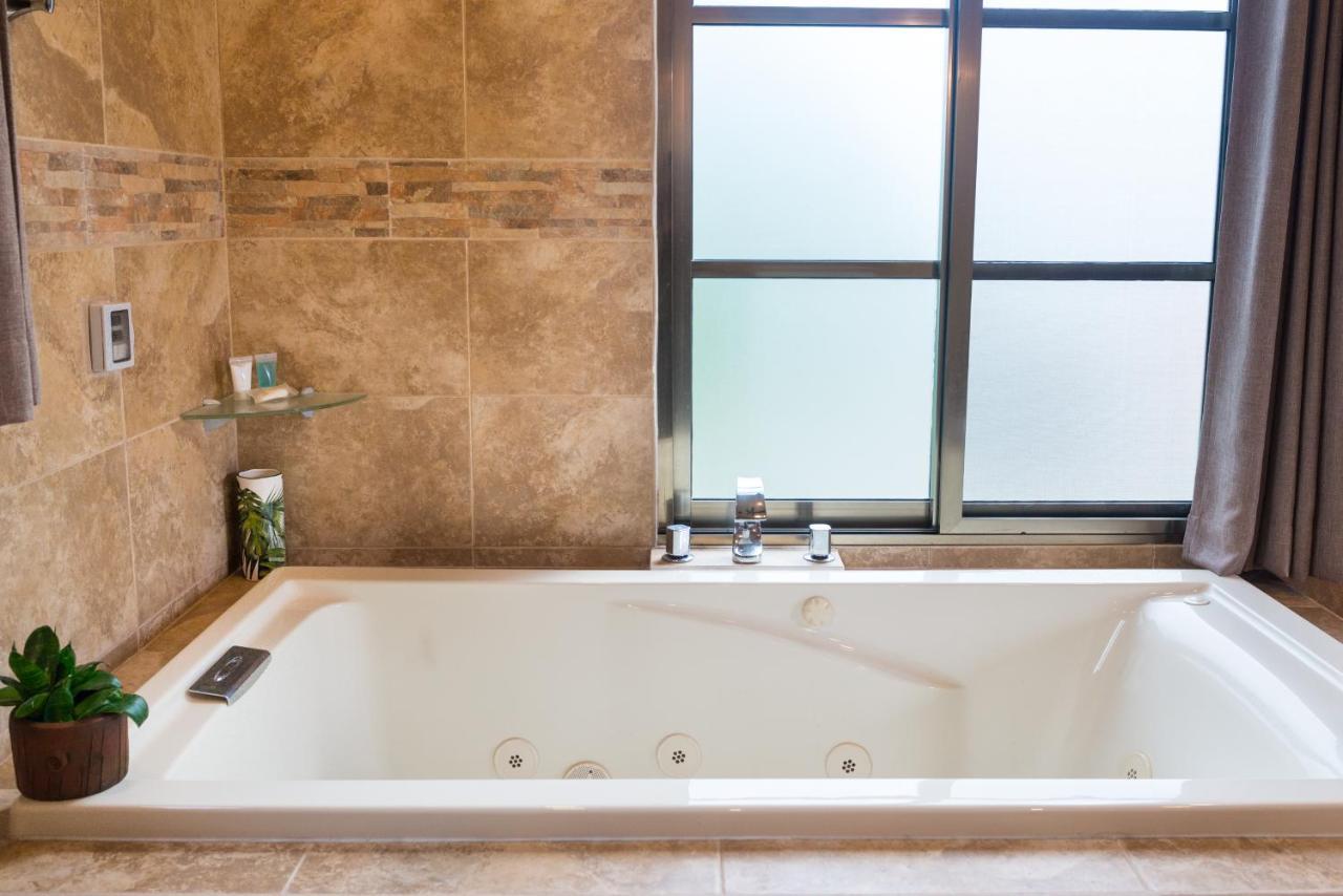 Alamos Inn Hotel Con Jacuzzi Y Piscina แคนคูน ภายนอก รูปภาพ