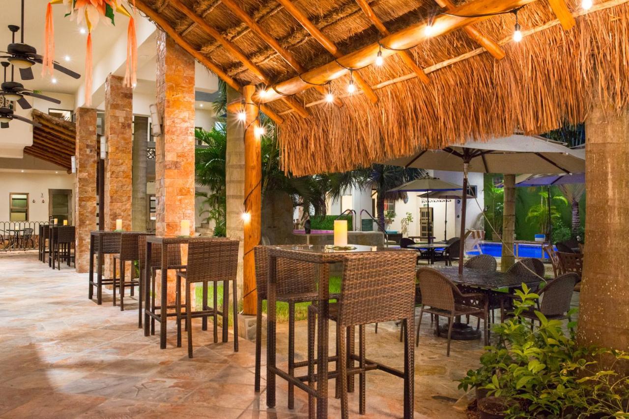 Alamos Inn Hotel Con Jacuzzi Y Piscina แคนคูน ภายนอก รูปภาพ